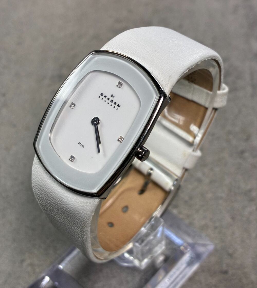 Skagen Denmark Women's Slim White Steel Watch Crystal Dial Leather Strap Working
